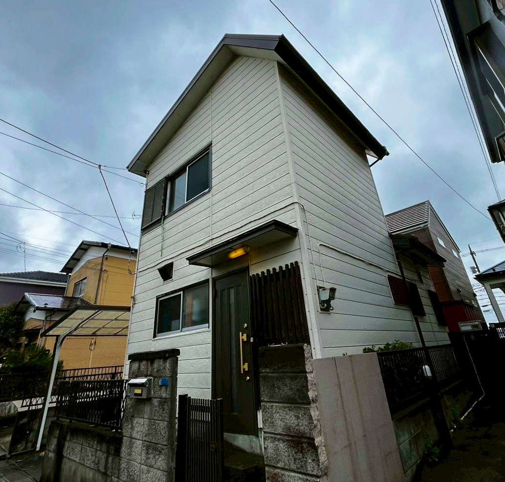 Exterior View A